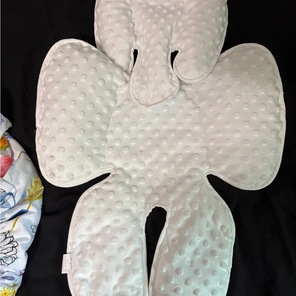 EUC infant seat cover and liner